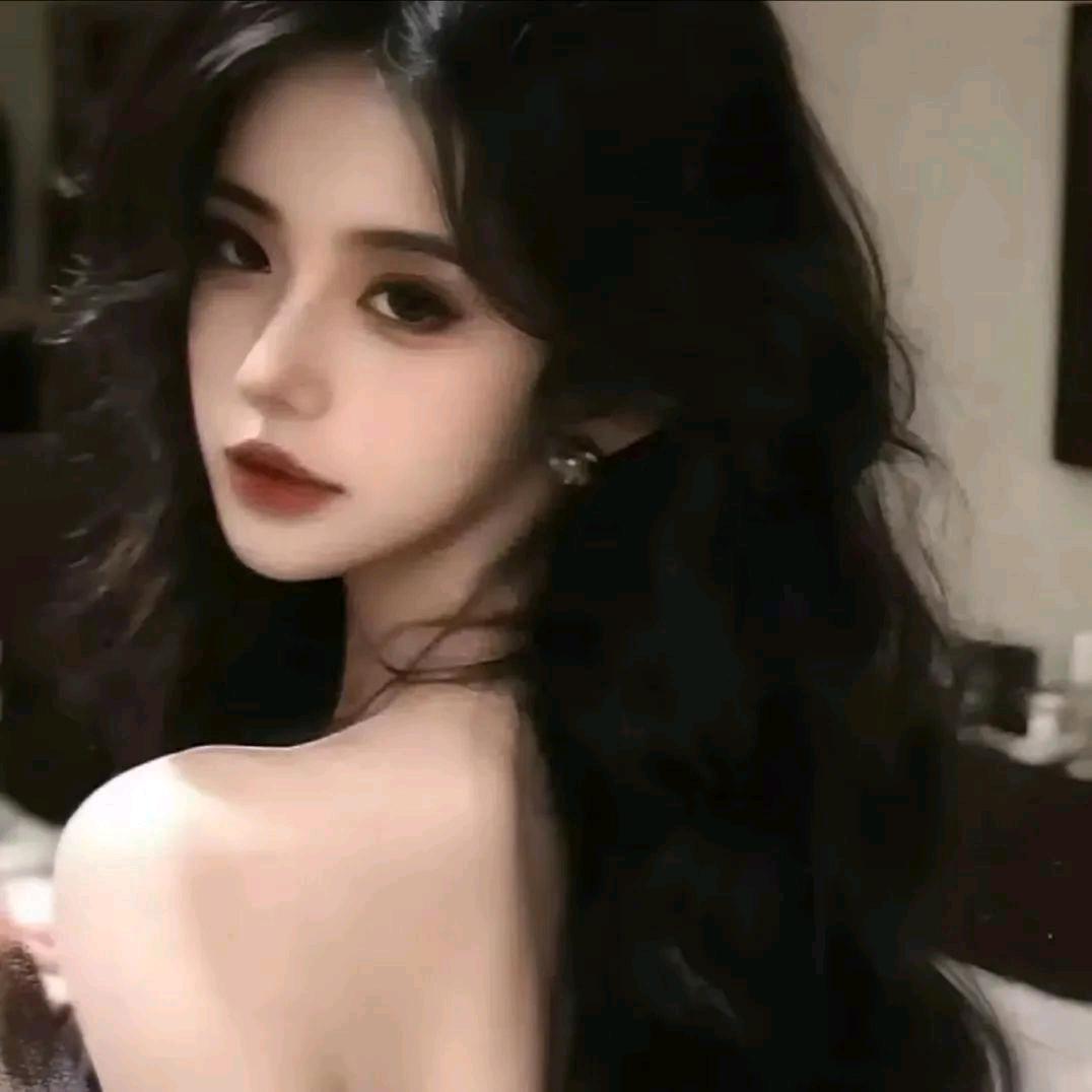 绛芫.