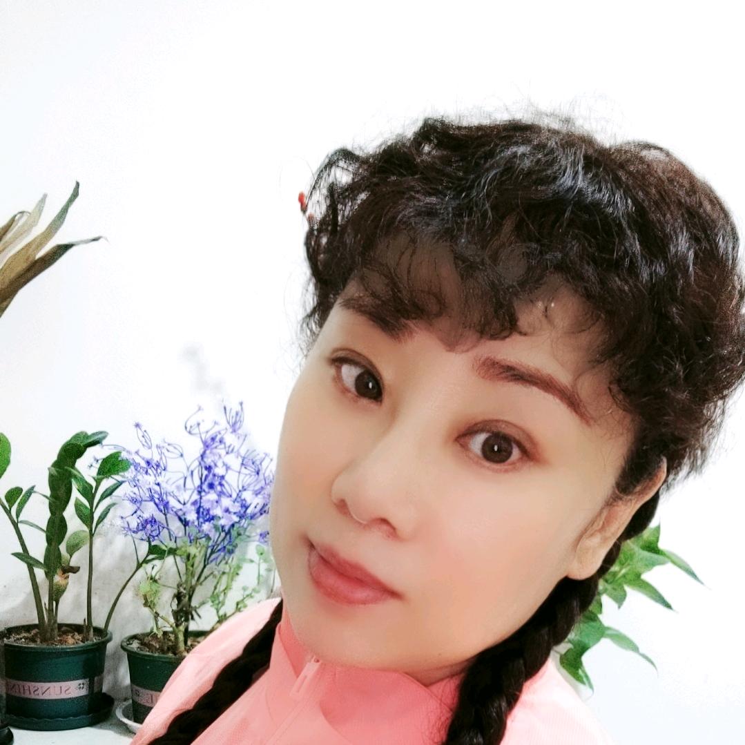 辉辉（单身凤等凰）