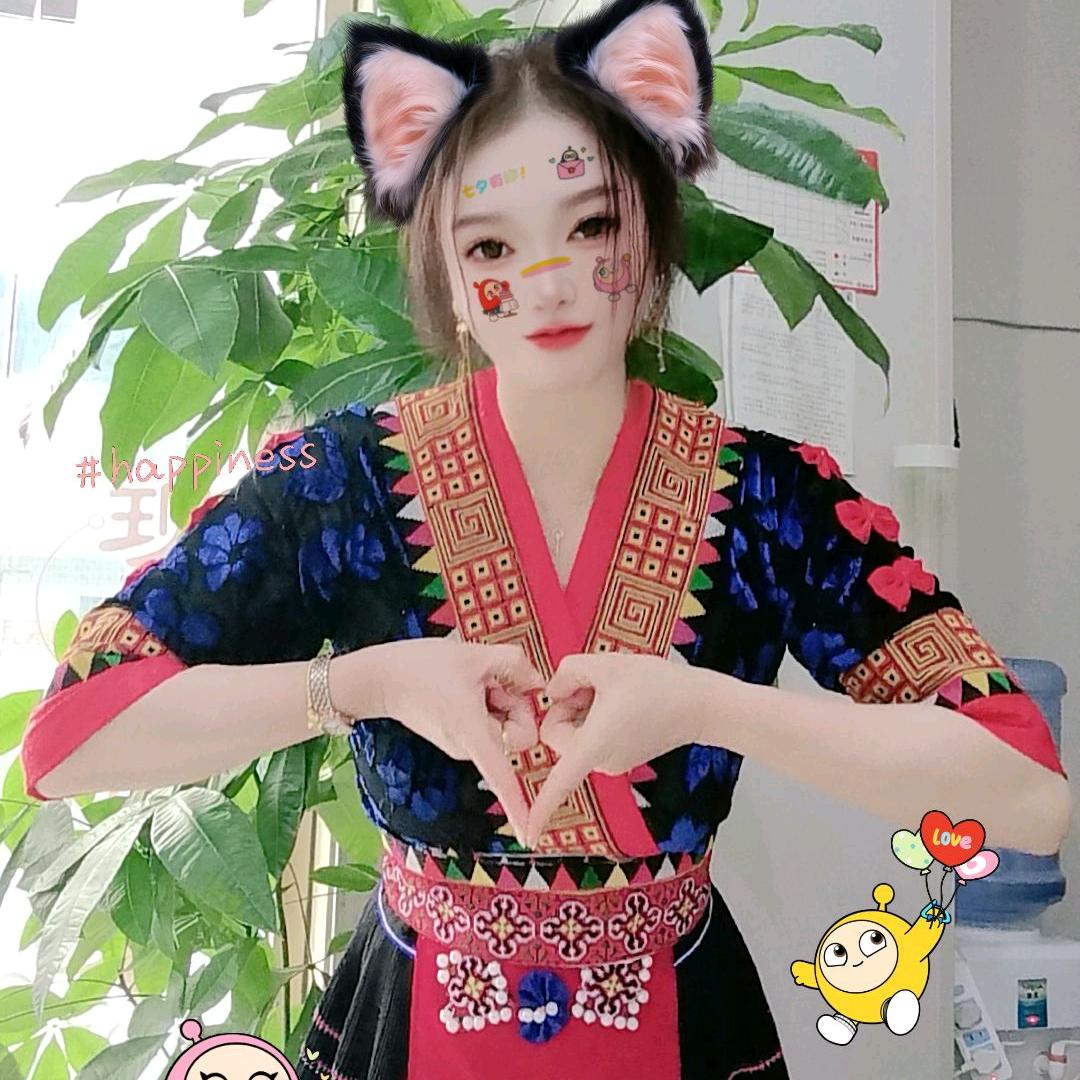 上弦皓月