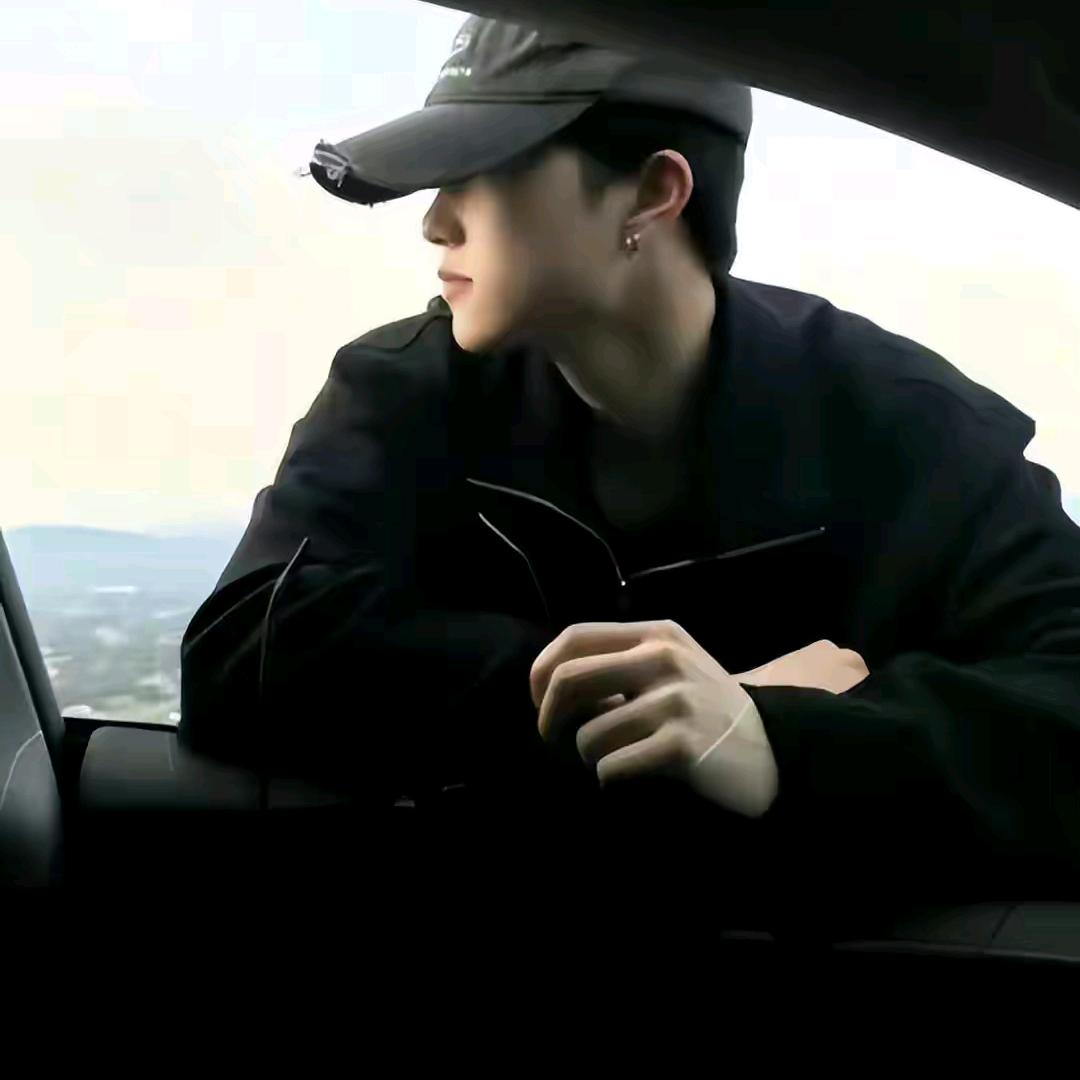 ʊঞ᭄雅痞๑绅士و࿐