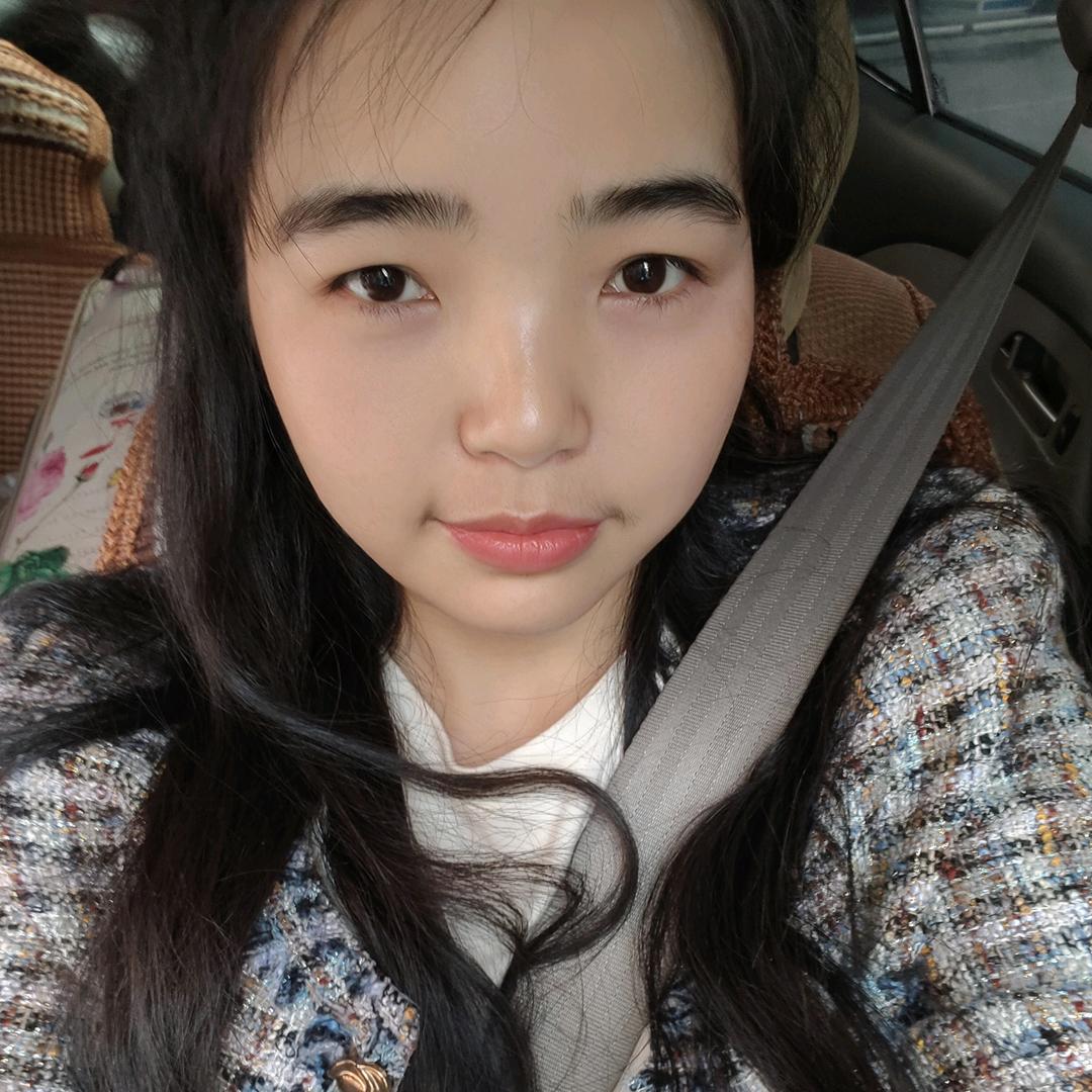 《爱笑的女孩》
