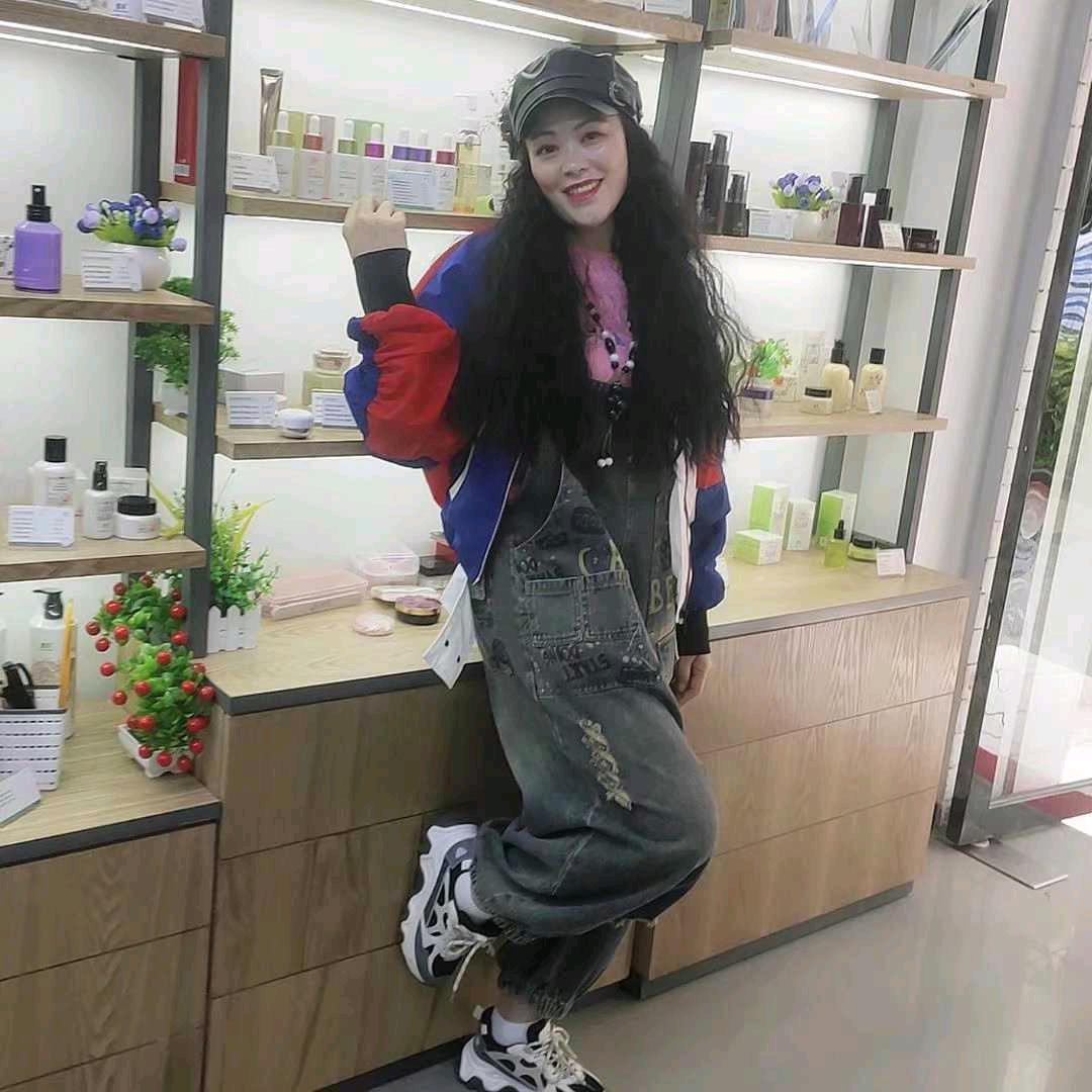 与光同行~~~周莉媫