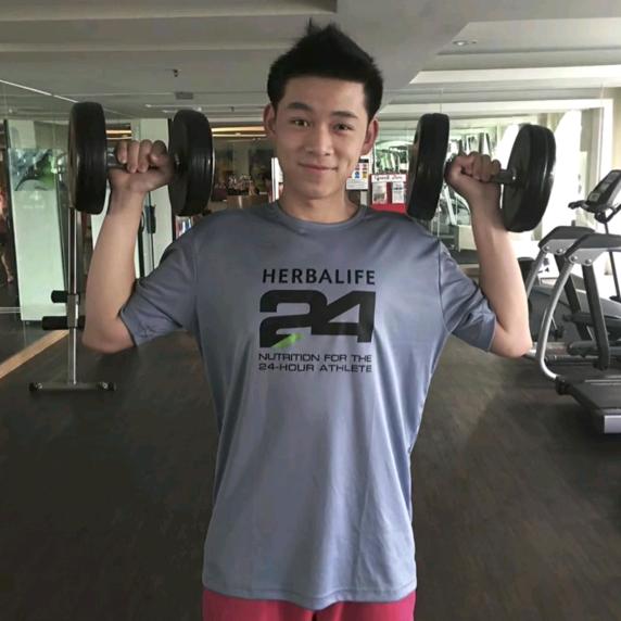 大家好我叫杜岩晋