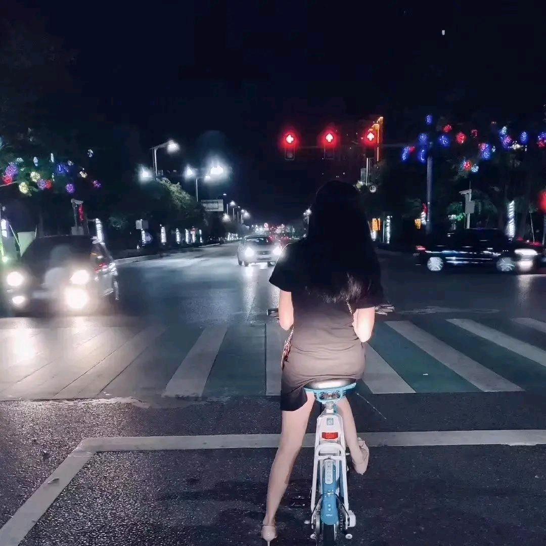 给八毛