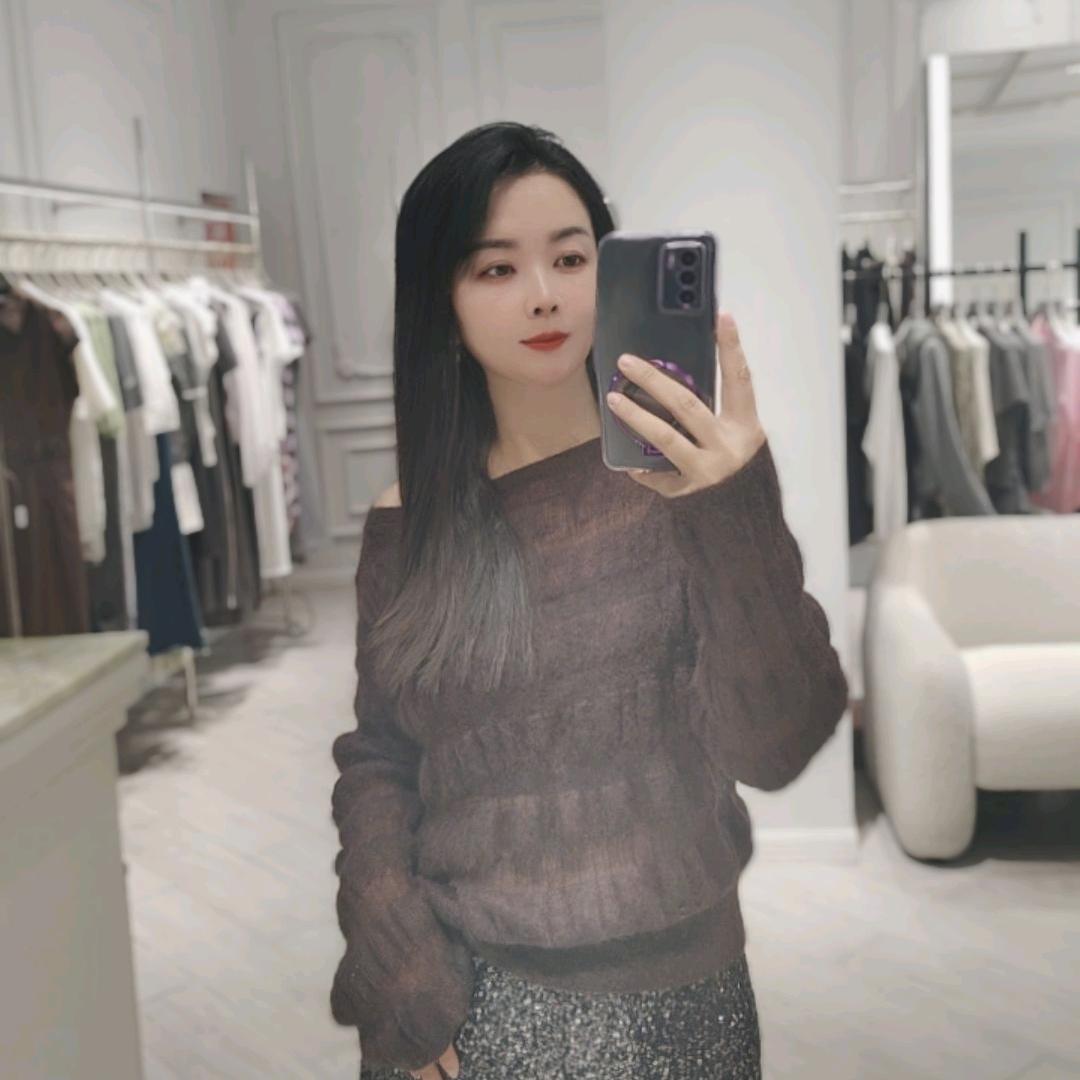 ZH张小姐