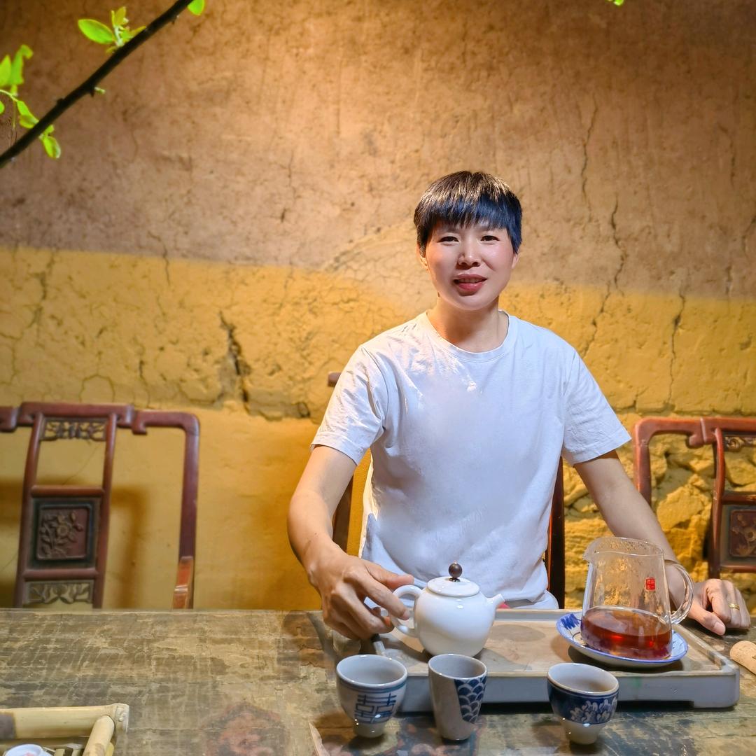 刘梅在洪江