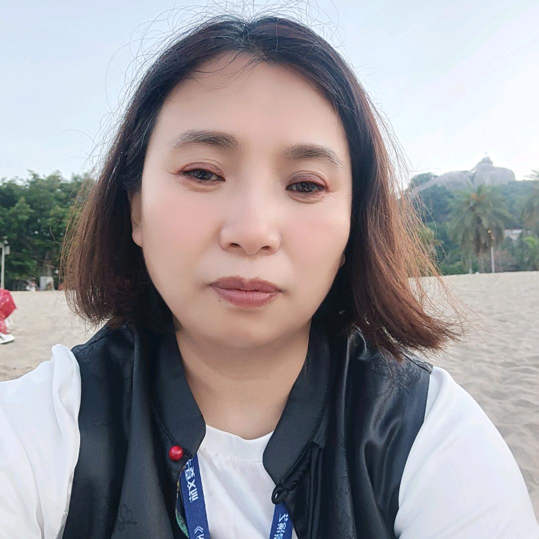 只许微笑