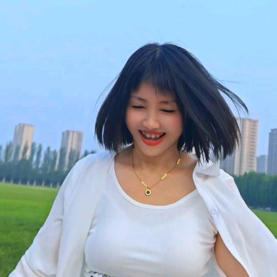 水亮冰晶