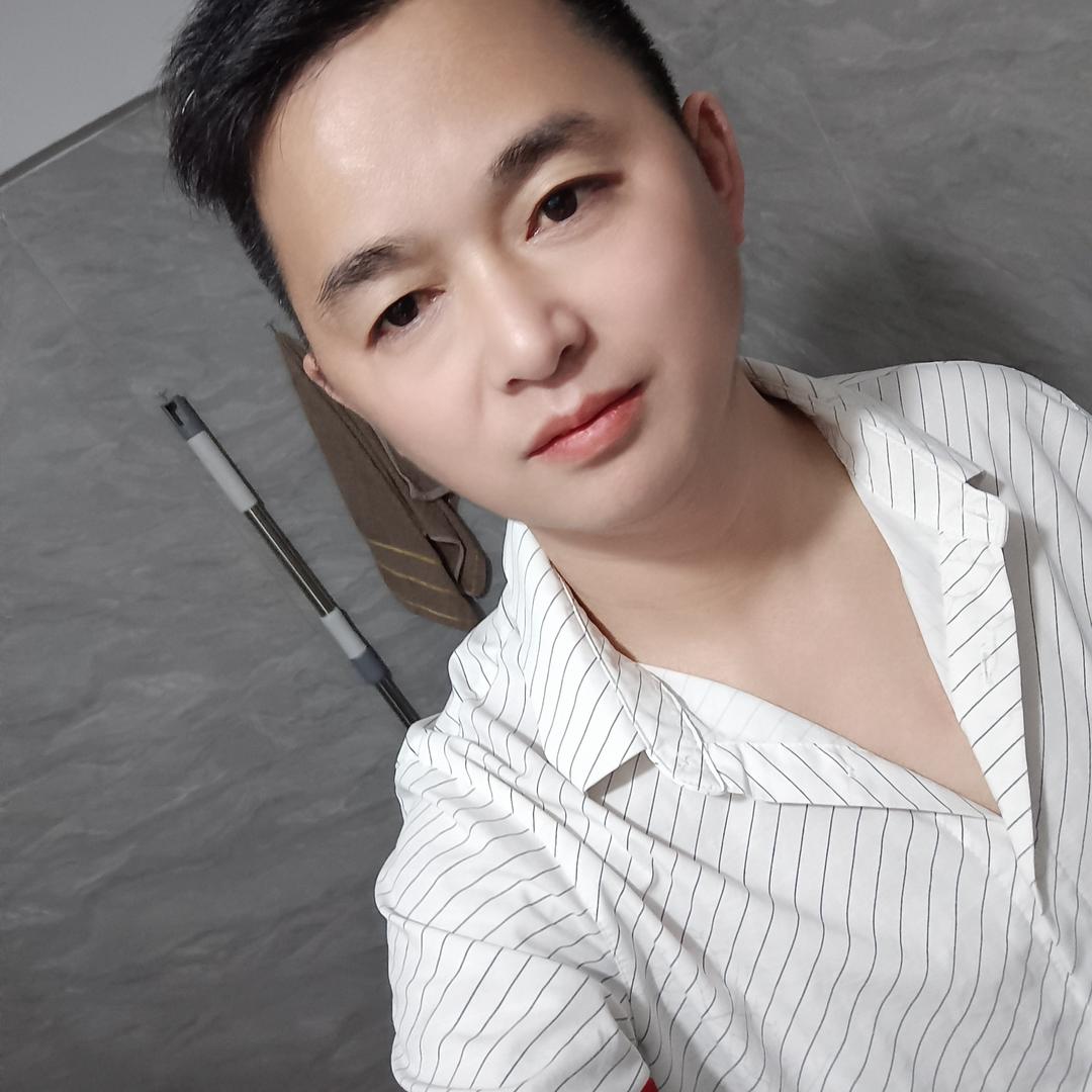 一个人太孤单。