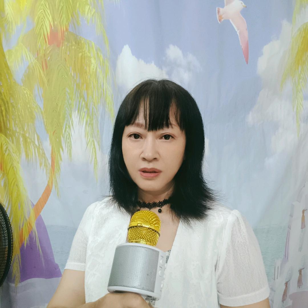 笑笑🎤下午4左右直播《橱窗有好物》