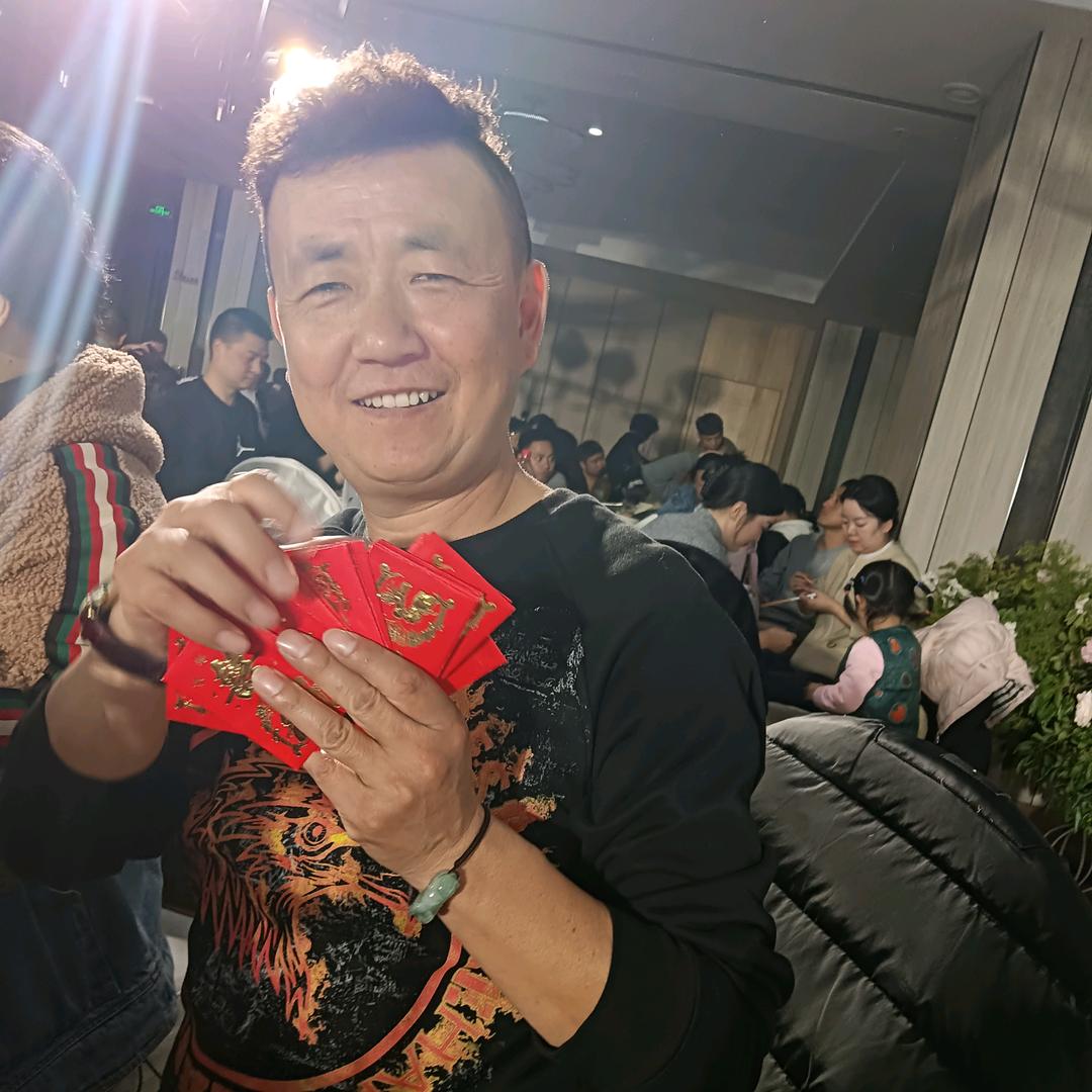 小军哥