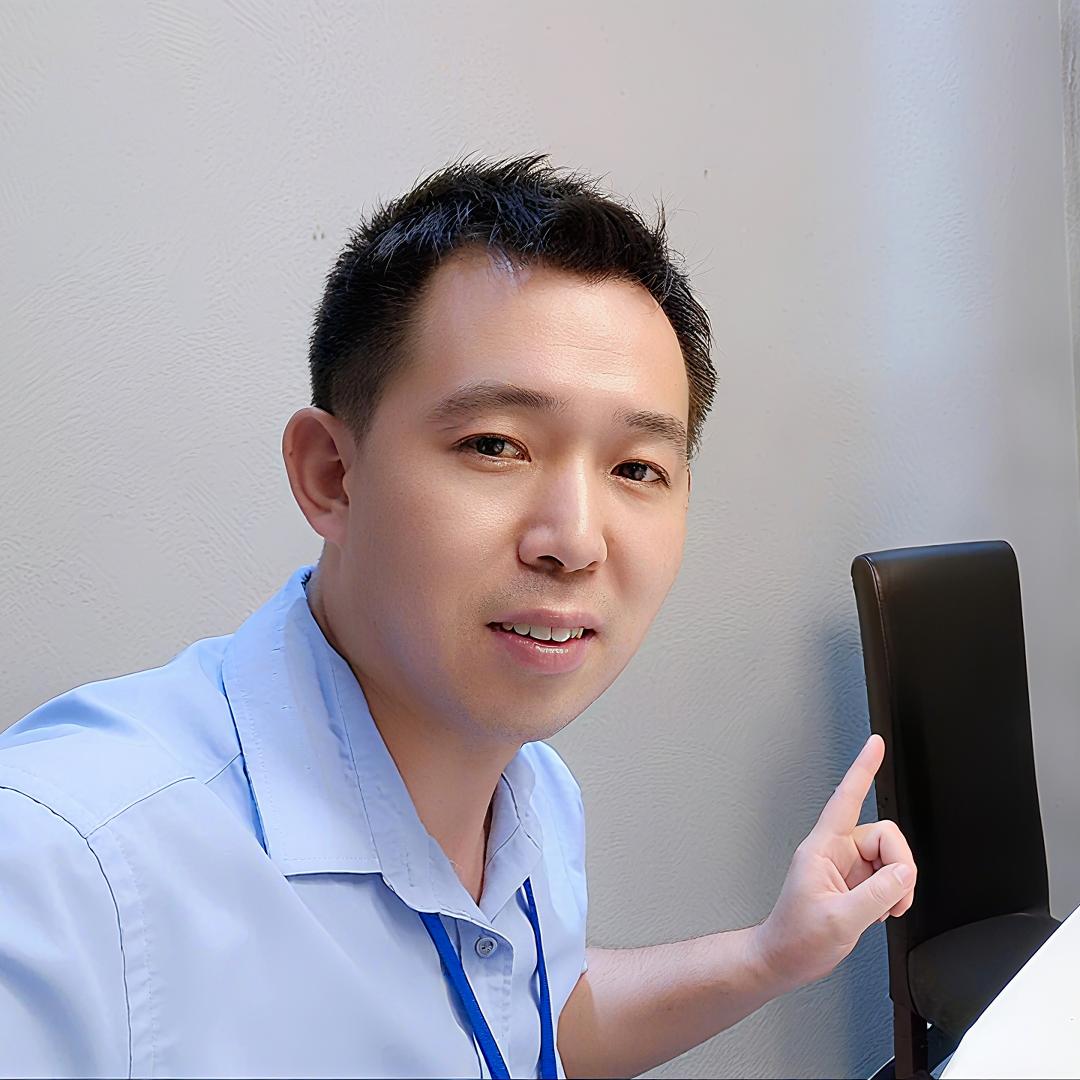 玩具掌柜—强哥