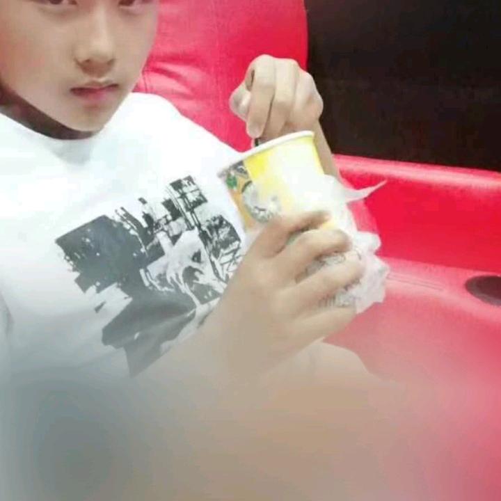：刘a，a，