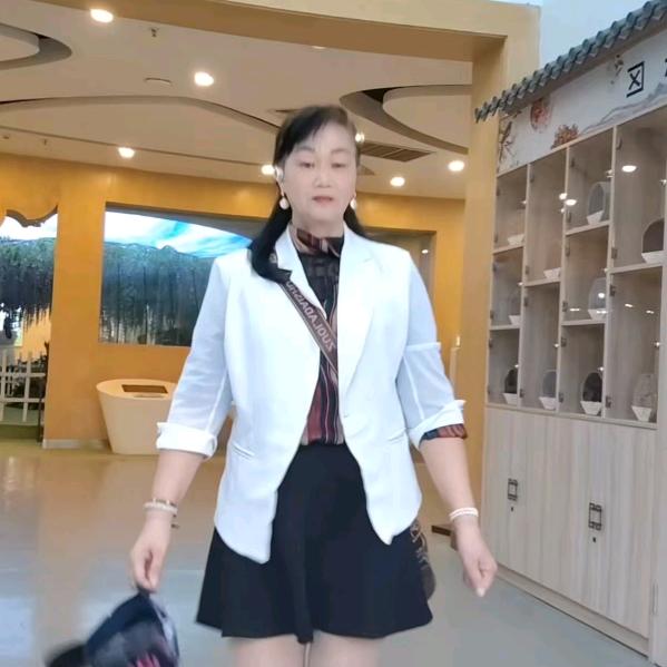 红红火火梅梅
