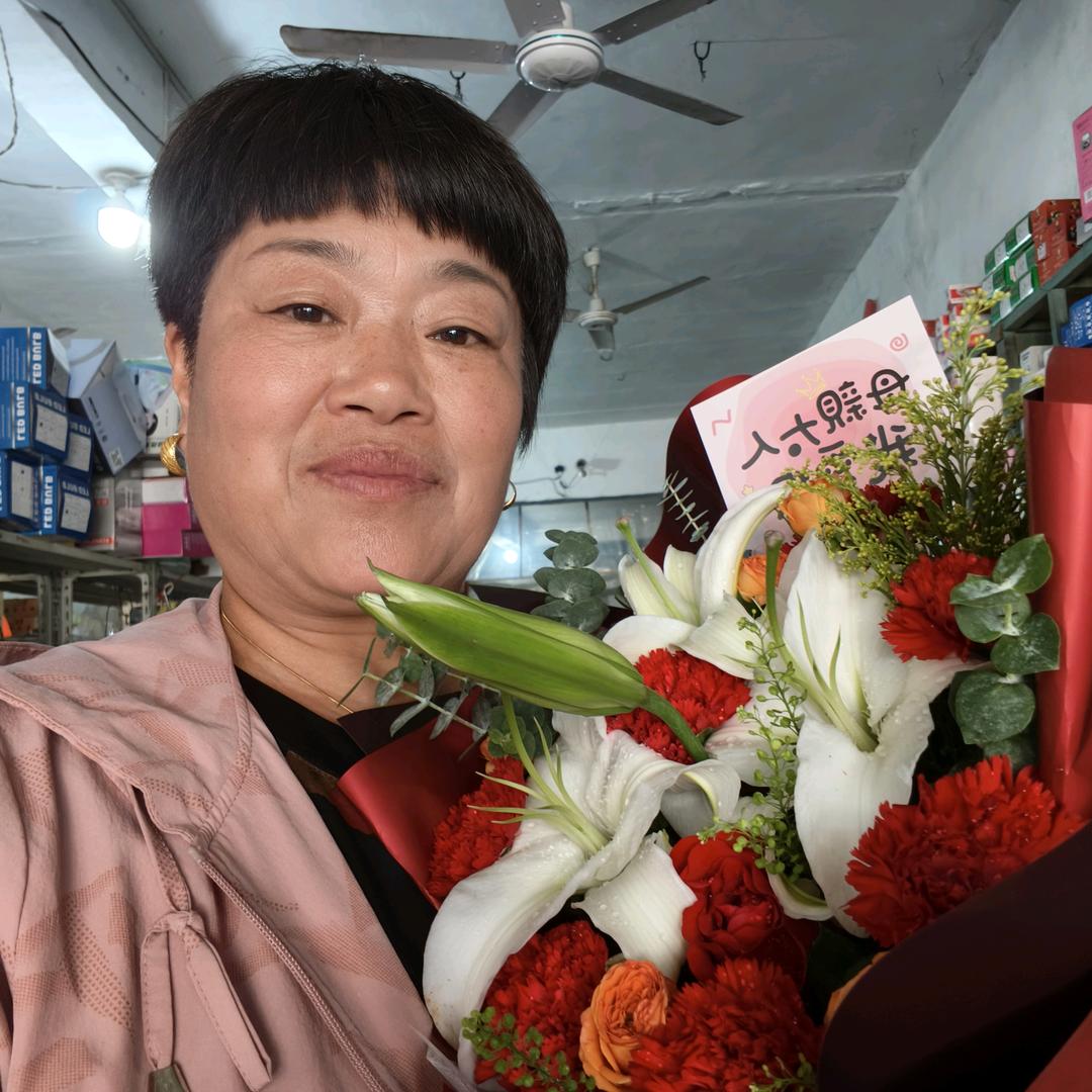 敏姐巜每天晚上21点50开播》