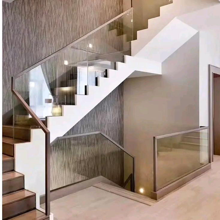 焦作建玮门窗楼梯