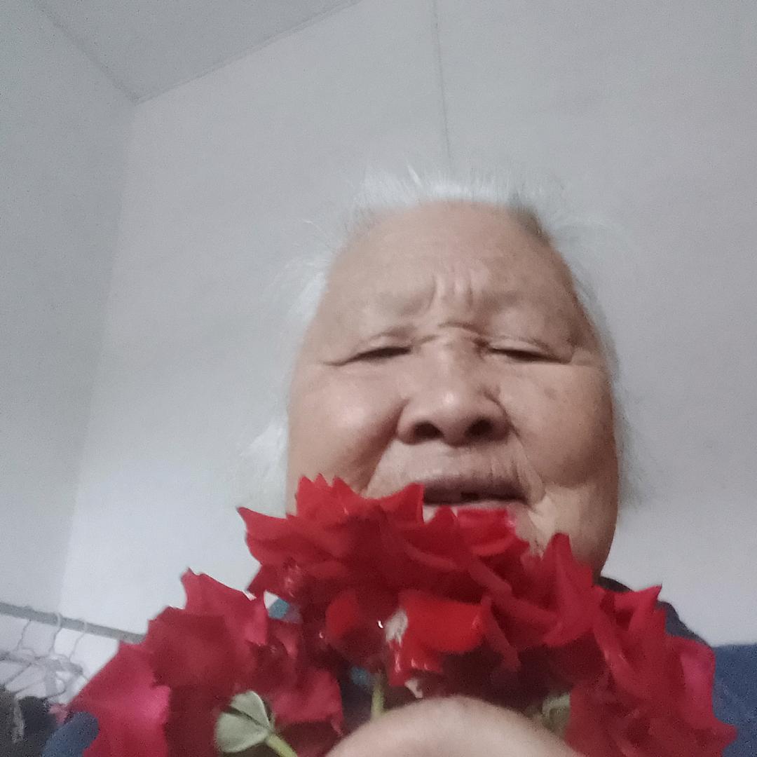 曹友屏80岁