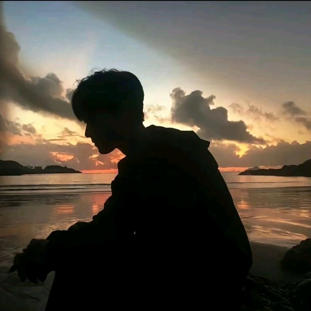 @玖仟柒￥