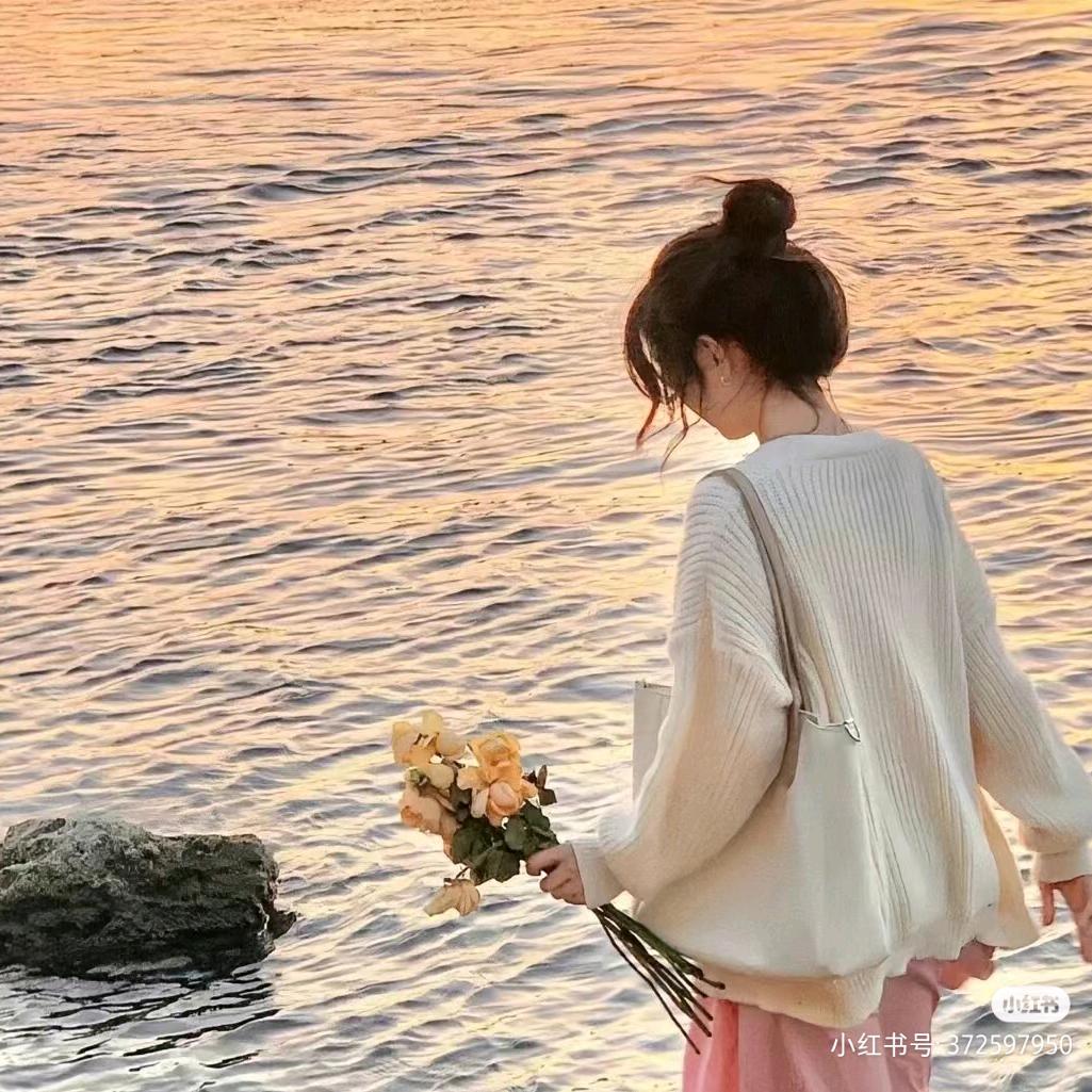 〃八月柒秋叶初凉-ぐ