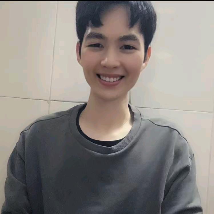 啊鹏在努力
