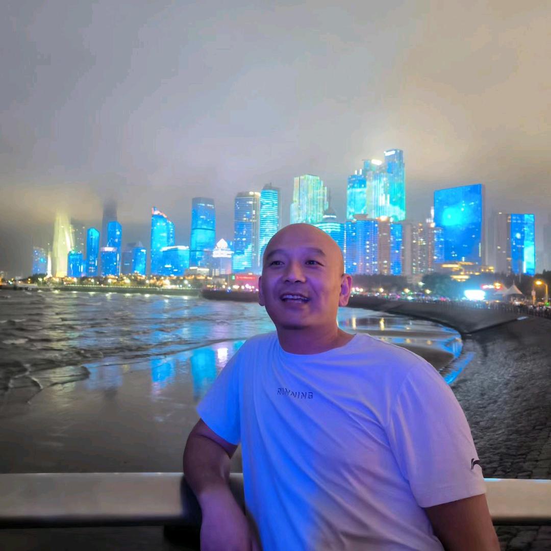 东哥的光头人生