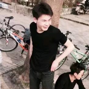 月下做鬼人凄凉