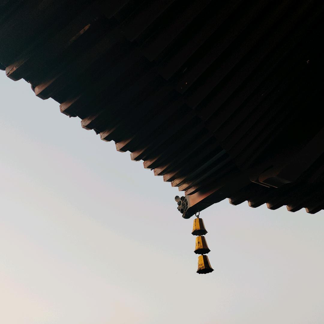 翛然