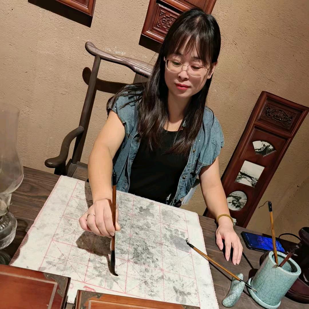 阳光不绣