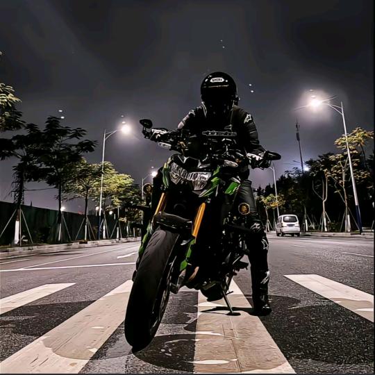 王：W•͈ᴗ•͈ang