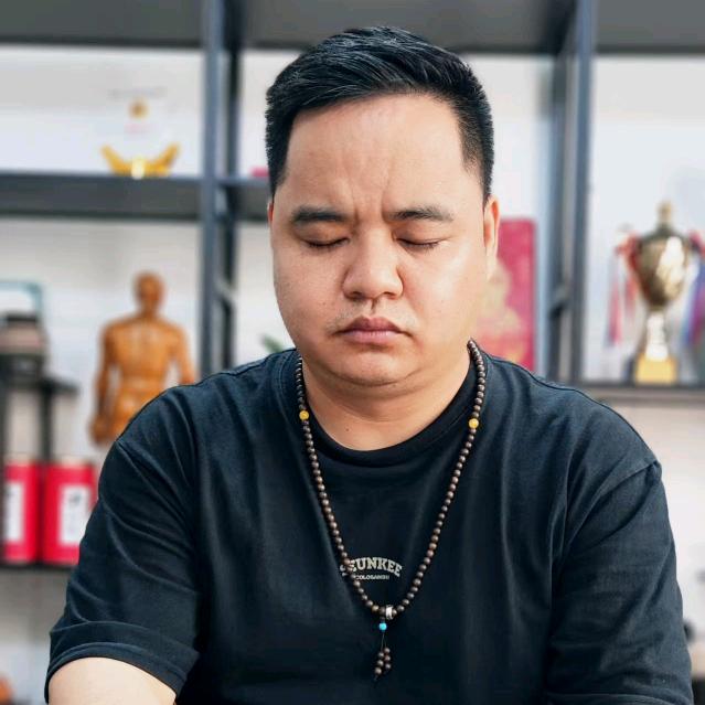 深圳拍打杨老师