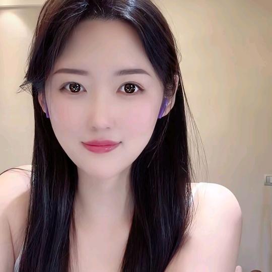 吴梦娇，美美哒🍇