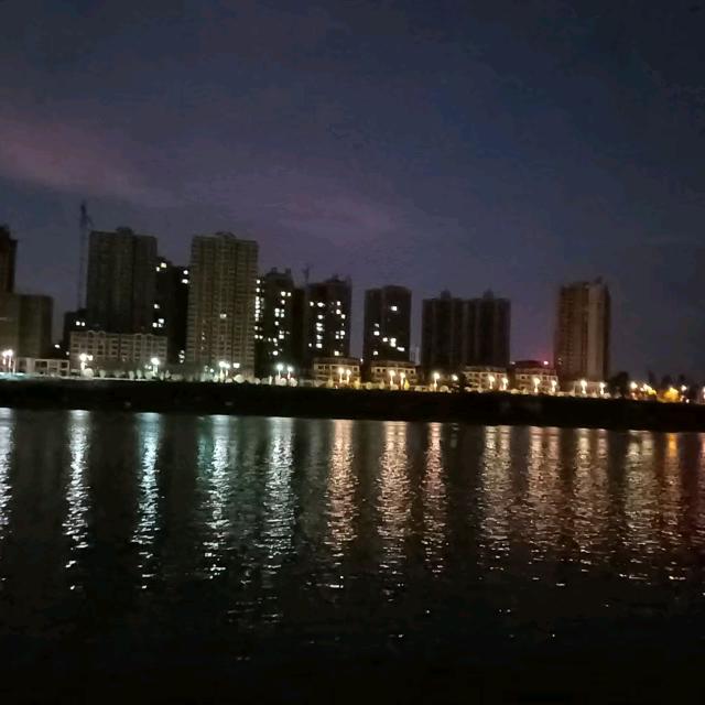 莣茩余生，吥离吥弃。