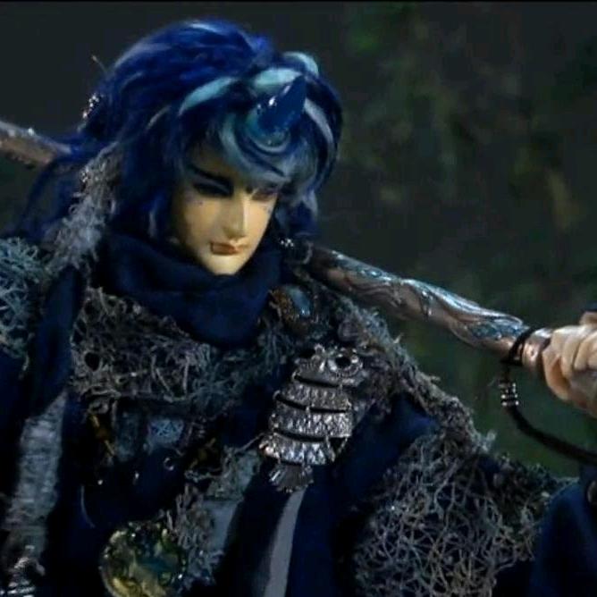 乞罗八景梦虬孙