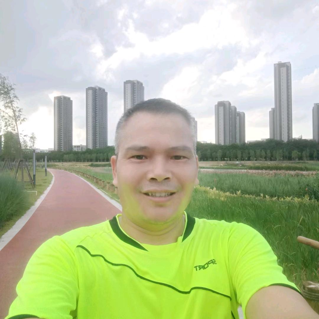 石头聊足球