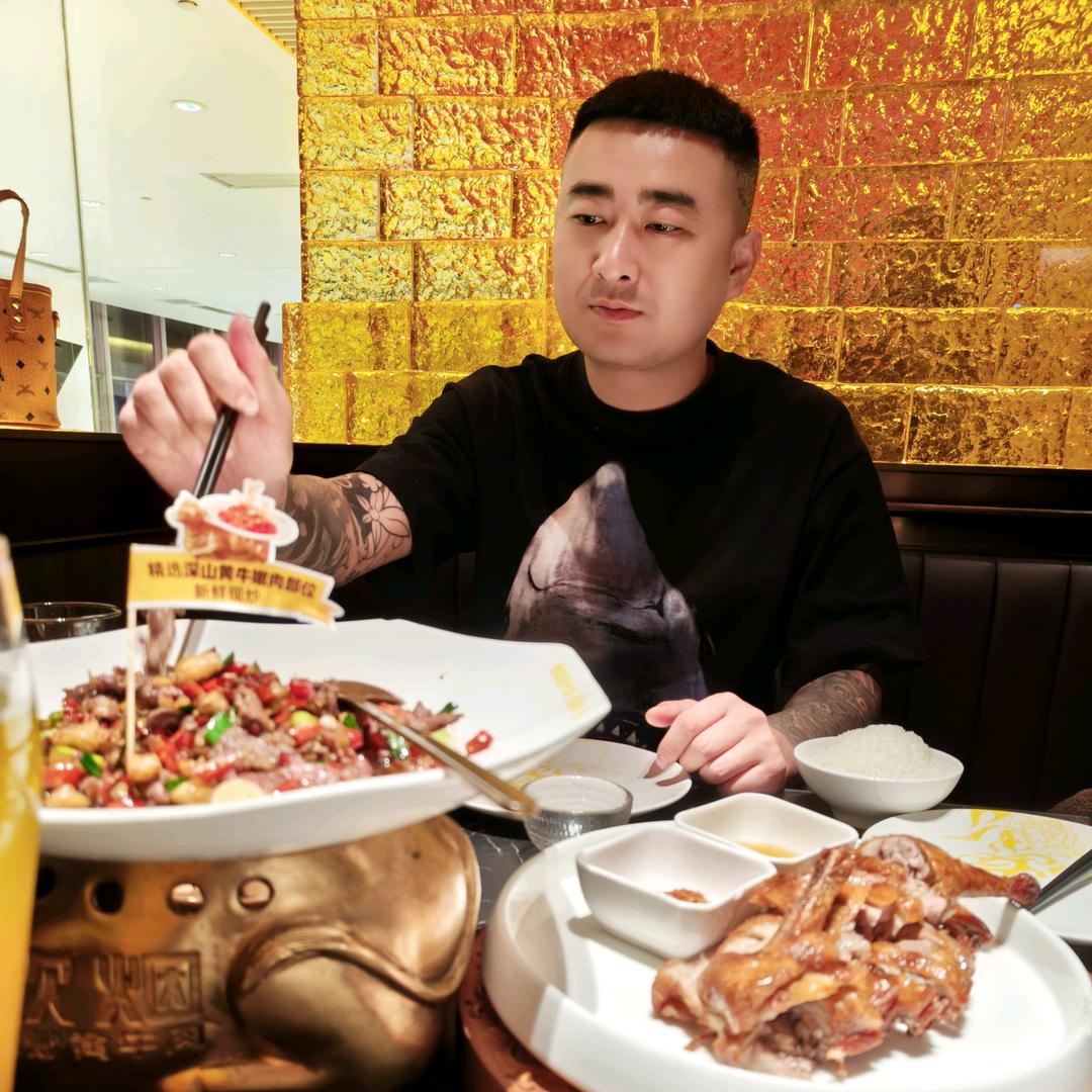 🐯🐯一只大老虎