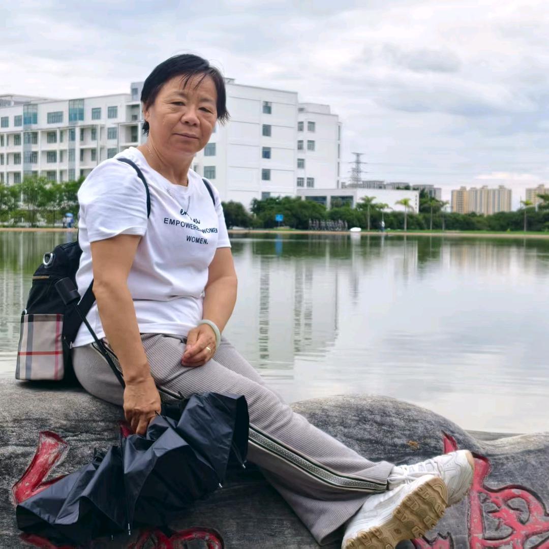 女人如书