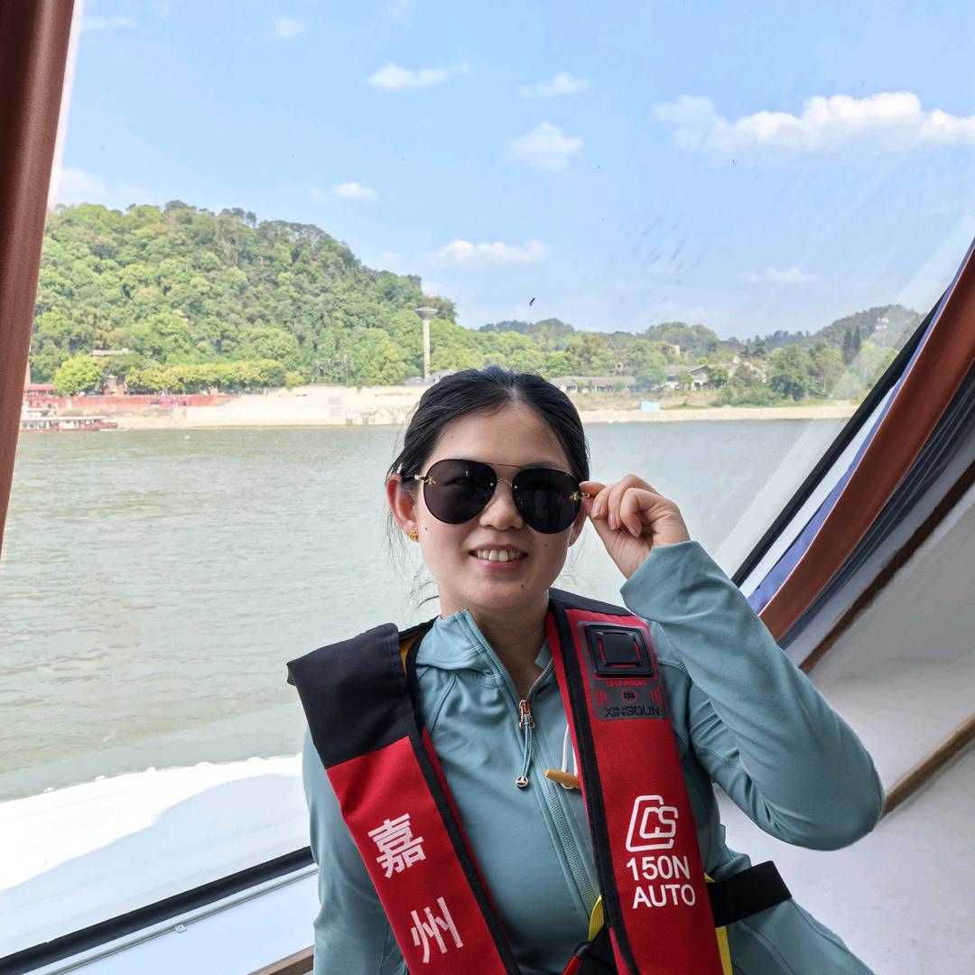 成都九州通讯优品店