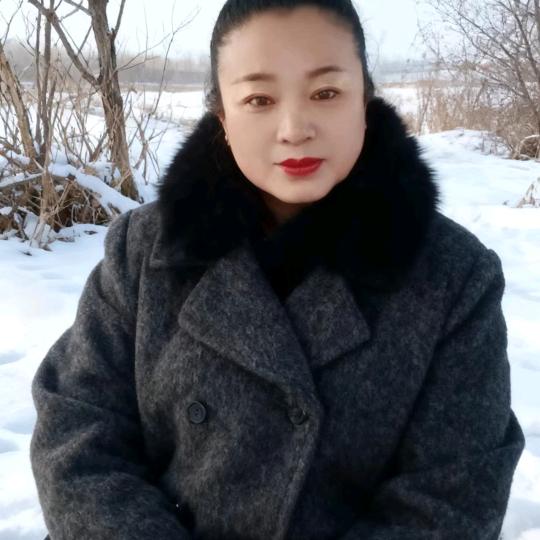 夏莹雪