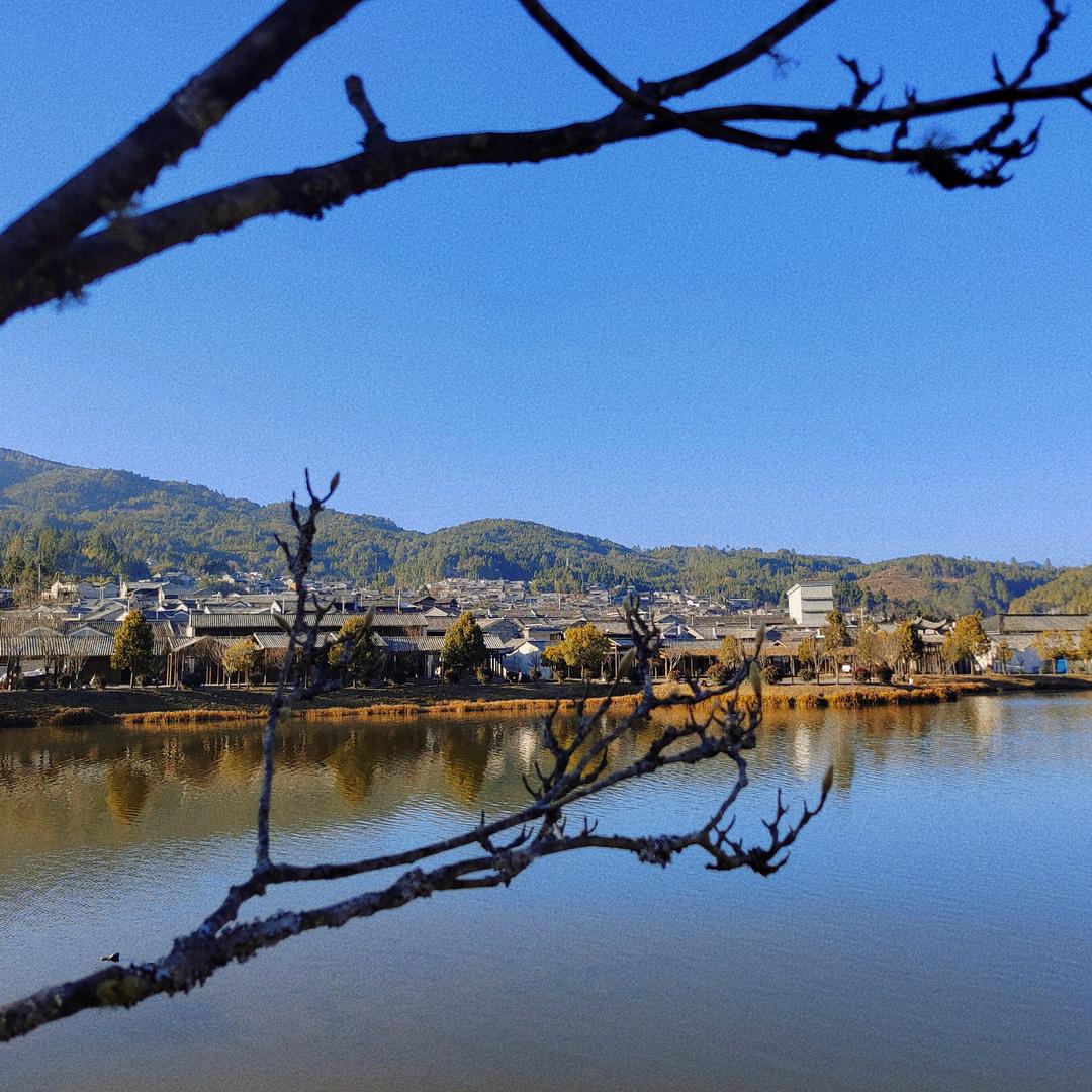 天空仍然那么篮