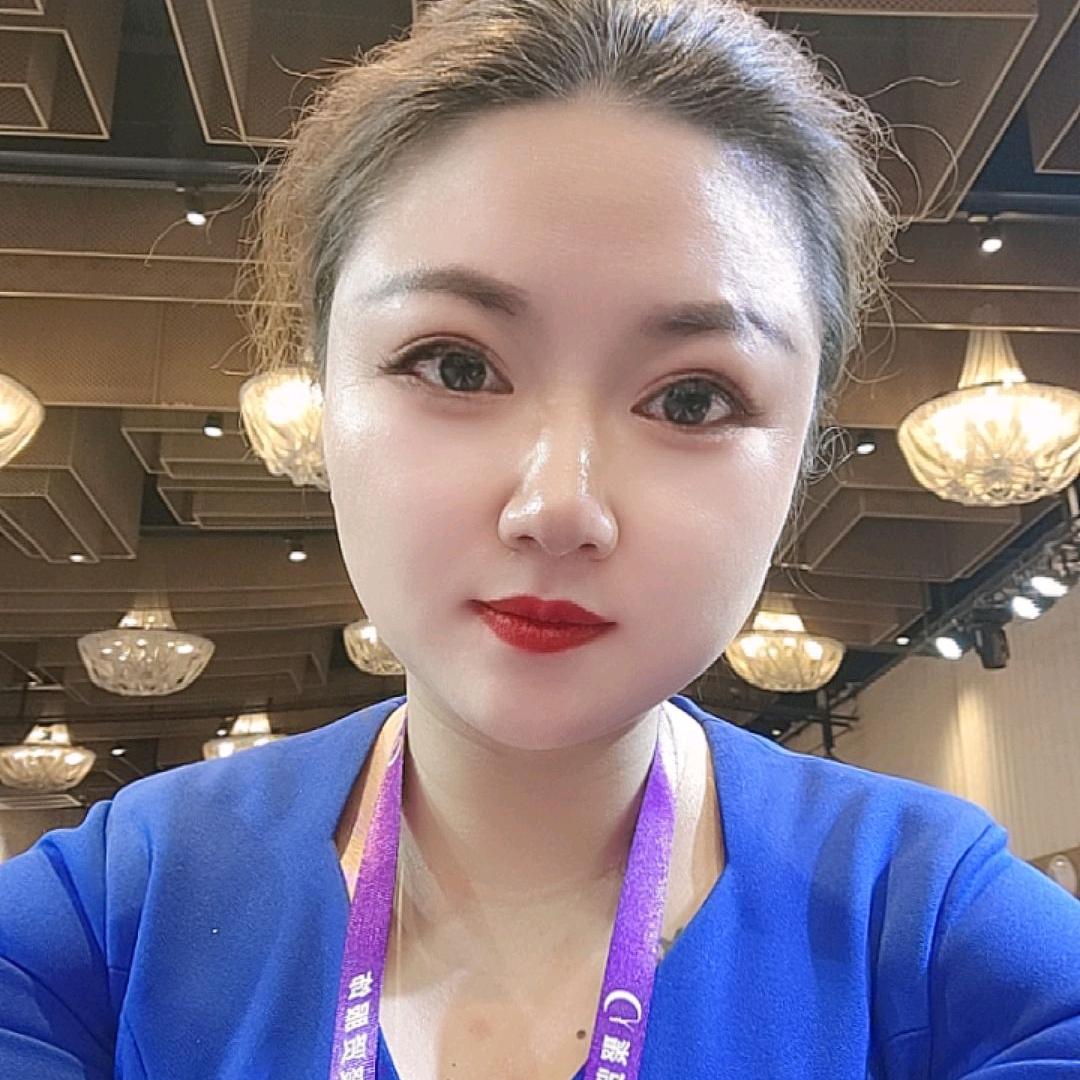 丽丽吃喝玩乐团