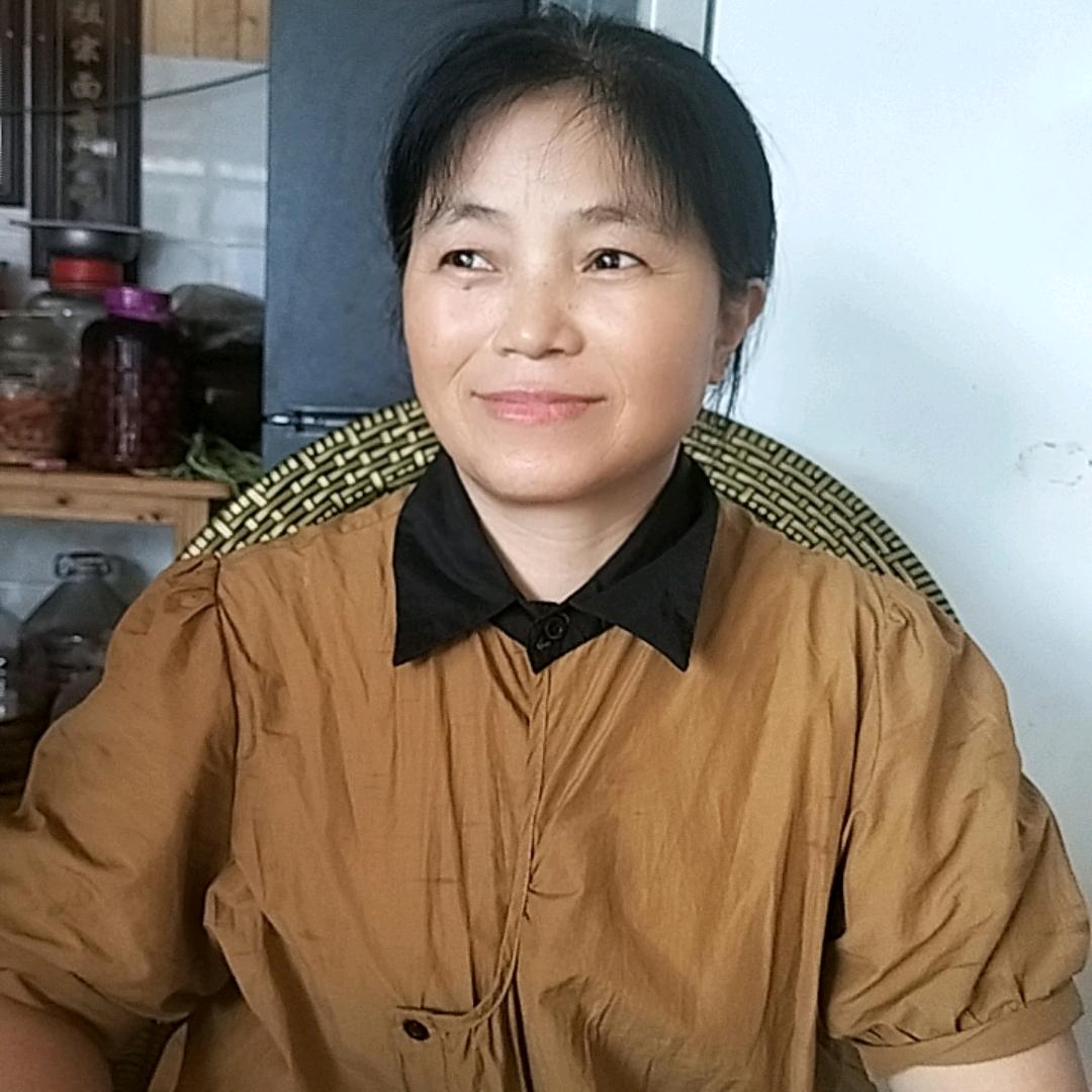 农村明霞