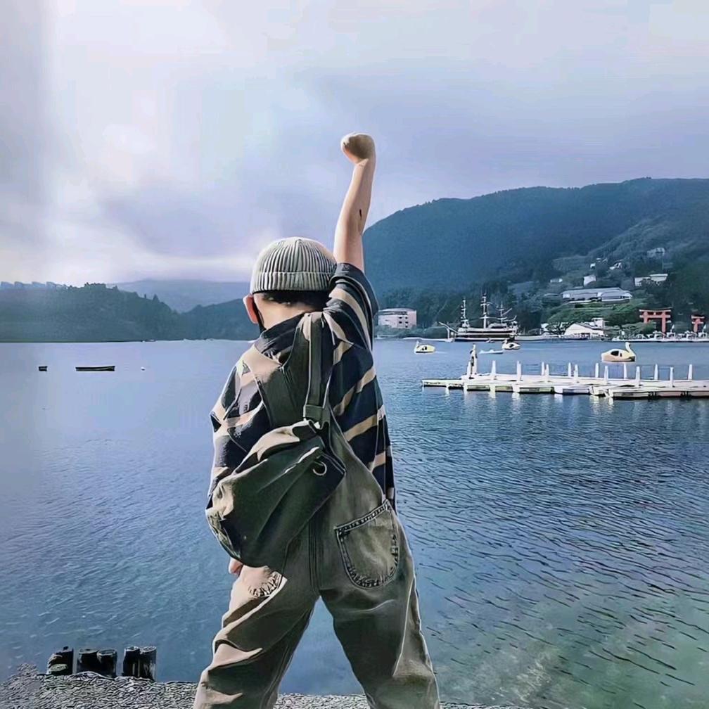 叫我早睡