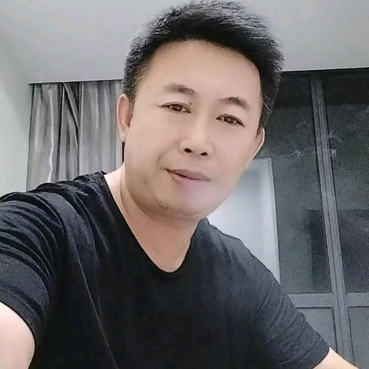 周家成