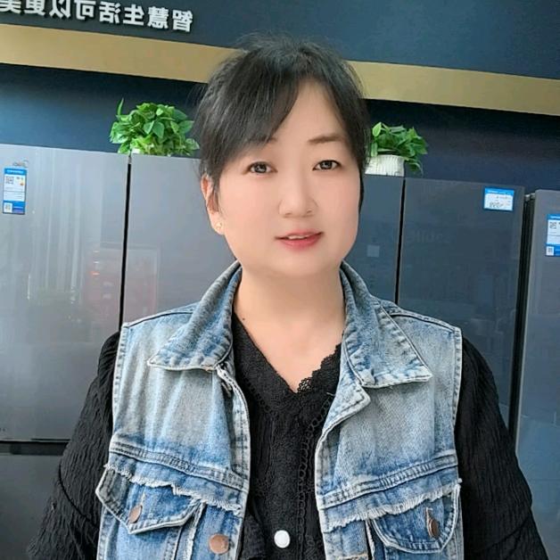 美的智慧家先锋店李姐