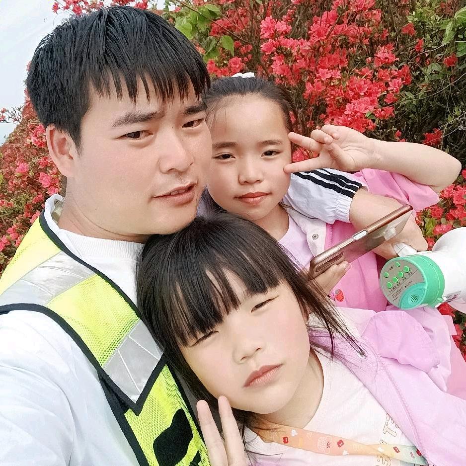 单亲小萱