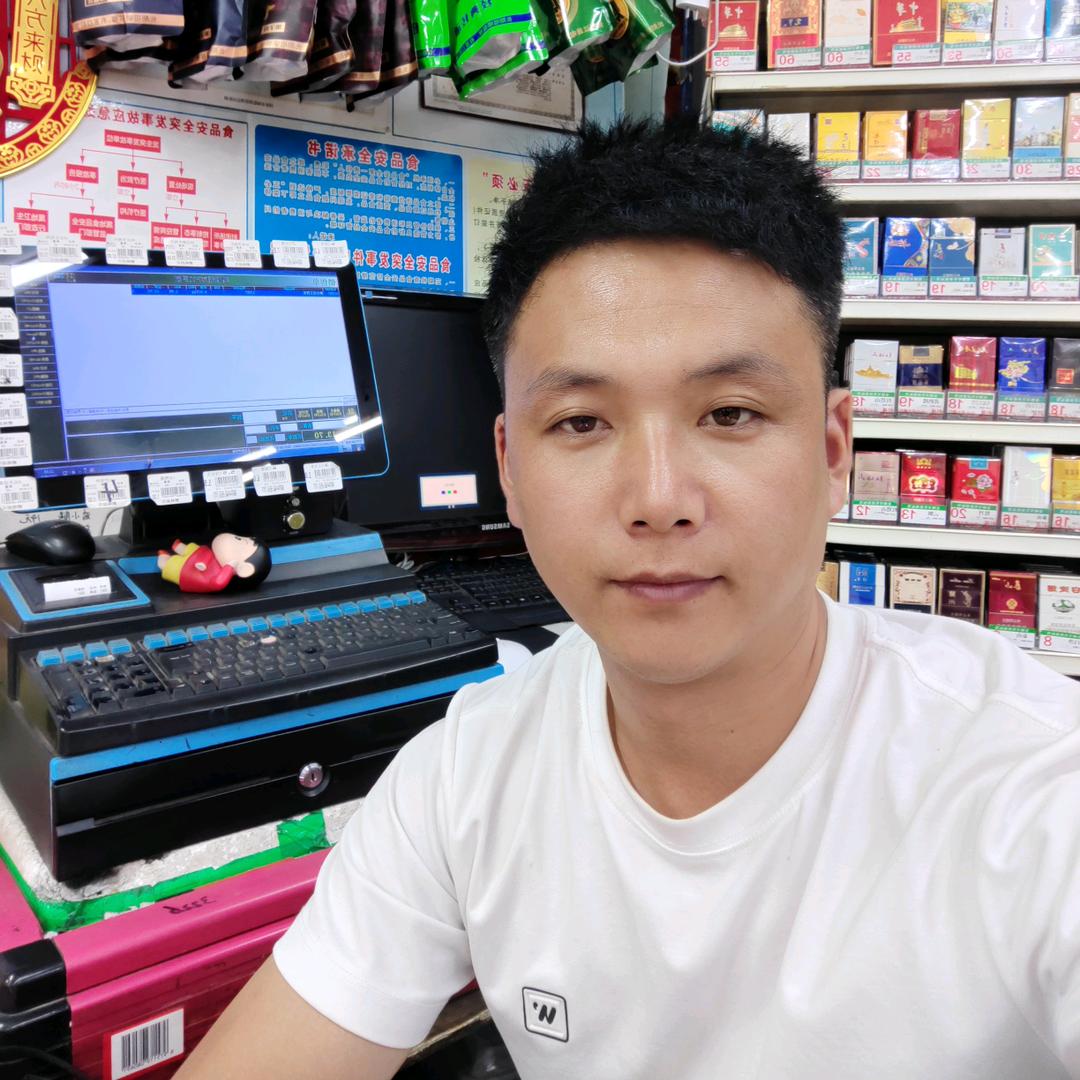 海伦十字街南四街口鹏峰超市