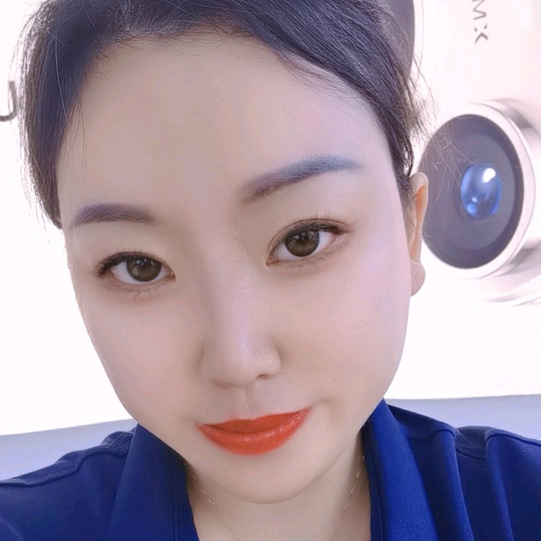 卖手机的吴敏