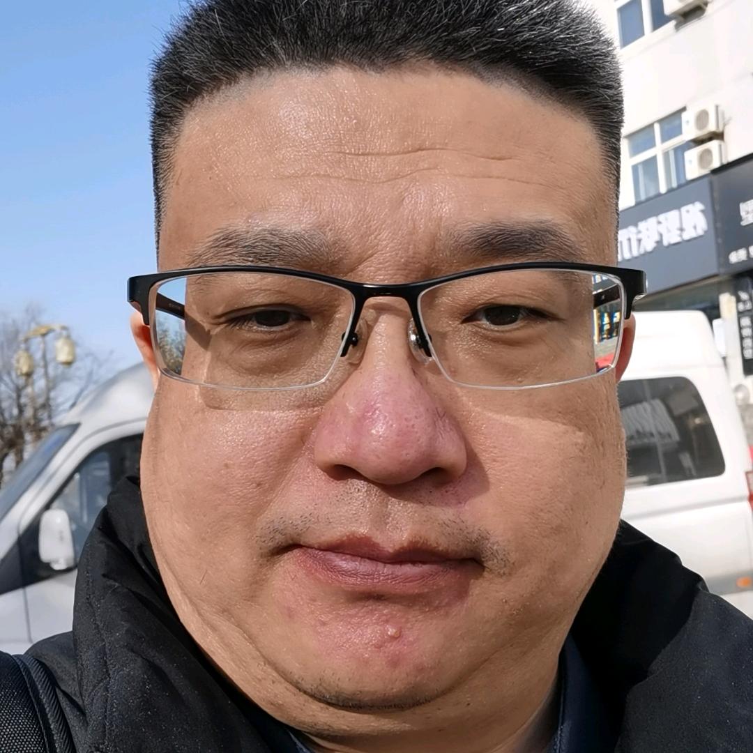 中年医叔叔