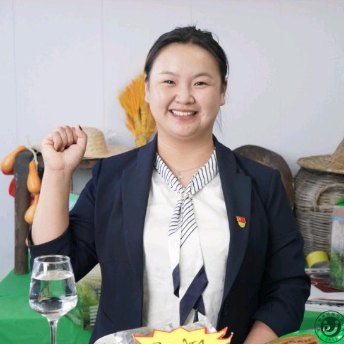 乡村蕾姐