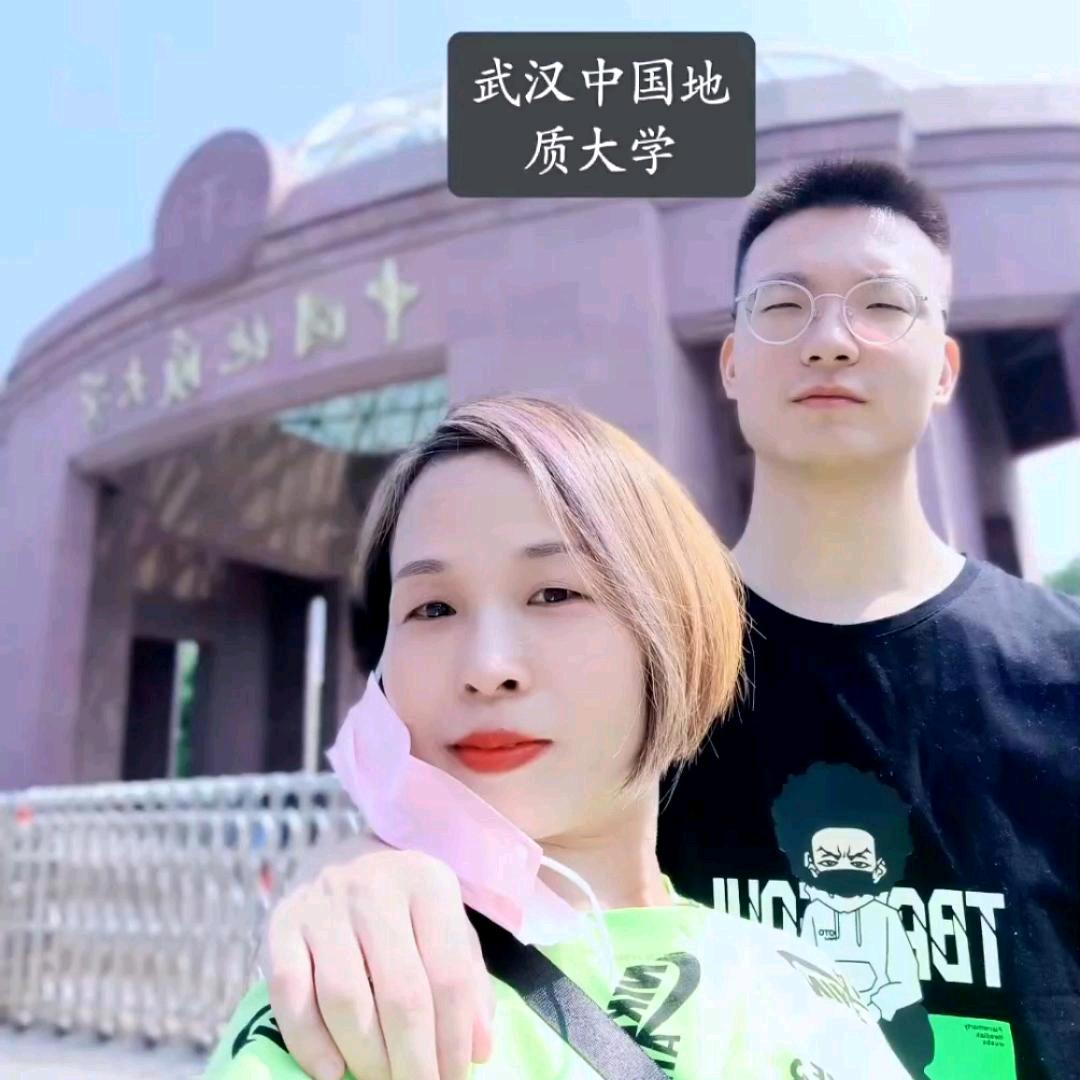 🎤🍓南巷旧人ღ᭄💞